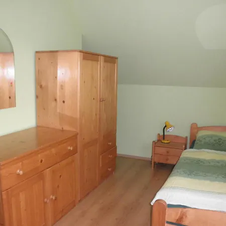 Semesterbostad Pod Knizeci,